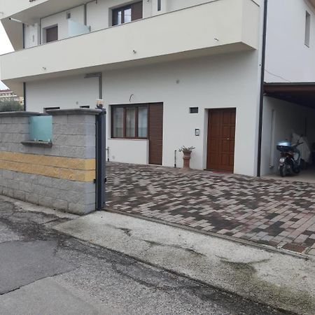 La Casa Di Carla Appartement Pescara Buitenkant foto
