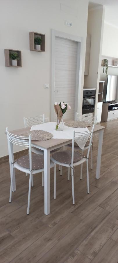 La Casa Di Carla Appartement Pescara Buitenkant foto