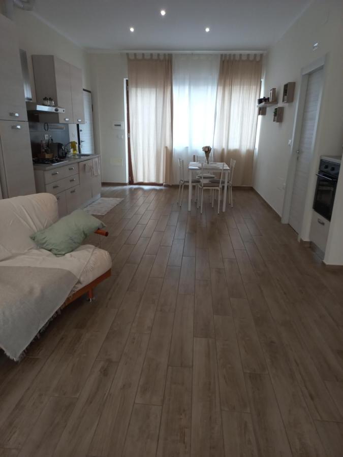 La Casa Di Carla Appartement Pescara Buitenkant foto