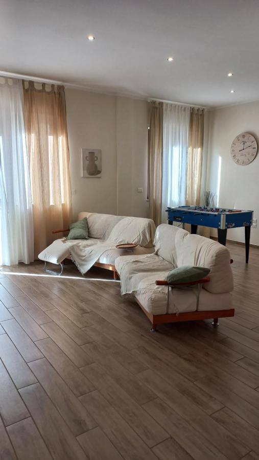 La Casa Di Carla Appartement Pescara Buitenkant foto